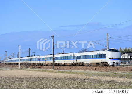 北陸本線 美川ー加賀笠間 JR西日本 683系 B31編成+N13編成 サンダーバード 北陸本線 美川ー加賀笠間 JR西日本 683系 B31編成+N13編成 サンダーバード 112364017