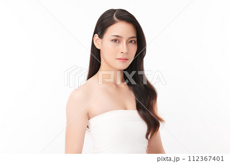 Beautiful young asian woman with clean fresh skin on white background, Face care, Facial treatment, Cosmetology, beauty and spa, Asian women portrait. 112367401