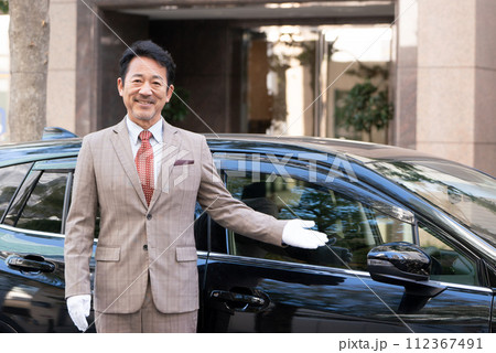 ドライバー　白手袋 112367491