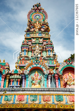 クアラルンプール近郊にあるバトゥ洞窟の美しい風景 112367605