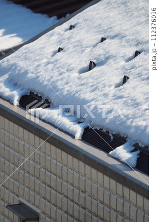 最近の屋根:角型の軒樋がおススメ 最近の屋根:角型の軒樋がおススメ 112376016