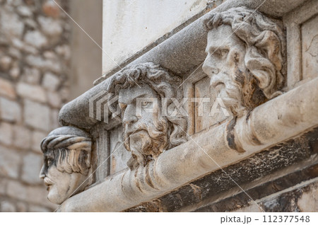 Statue of Sibenik Cathedral 112377548