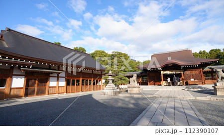 城南宮に参拝する 城南宮に参拝する 112390107