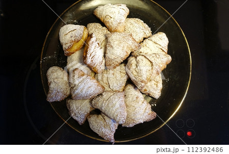 Homemade sfogliatelle. Traditional dessert from Naples. 112392486