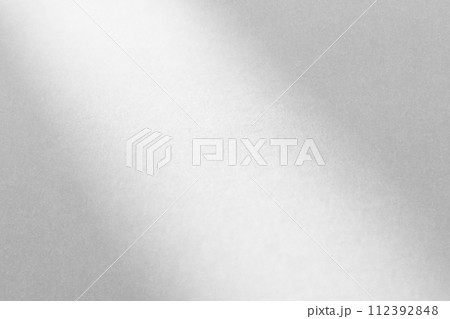 灰色のフレーム 112392848