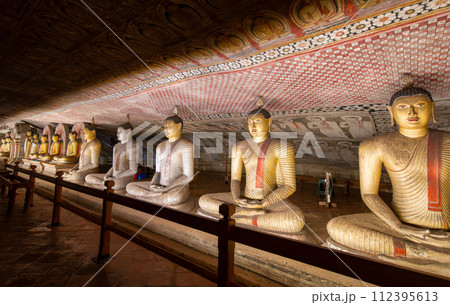 Dambulla Golden Cave Temple 112395613