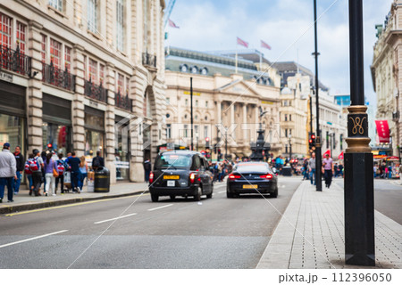 ロンドン　ピカデリー 112396050