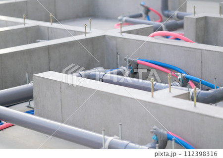 基礎と配管の建築工事 基礎と配管の建築工事 112398316