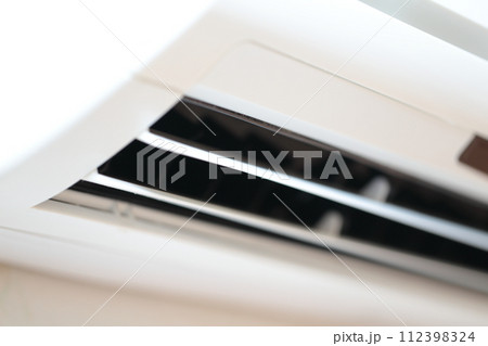 エアコンの吹き出し口 エアコンの吹き出し口 112398324