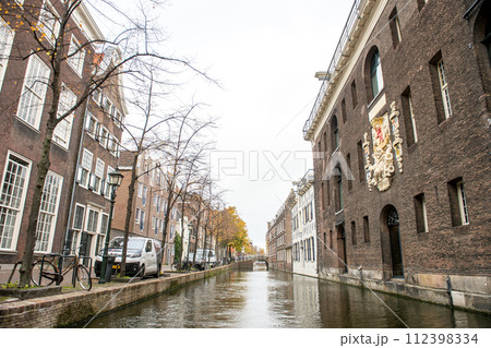 The Netherlands, Delft, 2022. House with coat of arms, National Monument, Hotel Arsenaal in Delft The Netherlands, Delft, 2022. House with coat of arms, National Monument, Hotel Arsenaal in Delft 112398334
