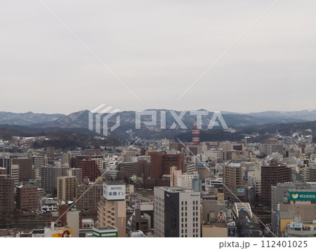 岩手県盛岡市の街並み　マリオスより開運橋方面の街並みを望む　2024年3月撮影 112401025