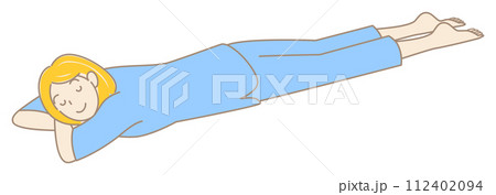 温泉施設の館内着を着てうつ伏せでリラックスして寝ている可愛い女性 シンプル イラスト ベクター 112402094
