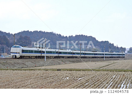 北陸本線 大聖寺ー牛ノ谷 JR西日本 683系4000番台 B34編成(京都) サンダーバード 北陸本線 大聖寺ー牛ノ谷 JR西日本 683系4000番台 B34編成(京都) サンダーバード 112404578