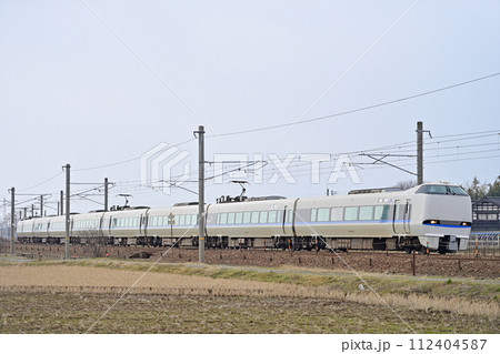 北陸本線　加賀笠間ー美川　JR西日本　683系4000番台　B39編成（京都）　サンダーバード 112404587