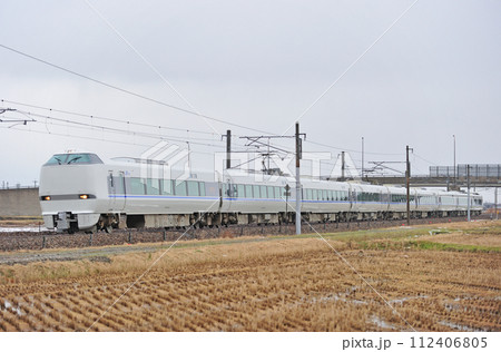 北陸本線 加賀笠間ー美川 JR西日本 683系4000番台 T49編成(金沢) サンダーバード 北陸本線 加賀笠間ー美川 JR西日本 683系4000番台 T49編成(金沢) サンダーバード 112406805