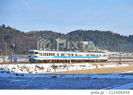 北陸本線　大聖寺ー牛ノ谷　JR西日本　475系　A15編成（金沢） 112406848