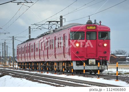 北陸本線 加賀笠間ー美川 JR西日本 415系800番台 C03編成(金沢) 北陸本線 加賀笠間ー美川 JR西日本 415系800番台 C03編成(金沢) 112406860