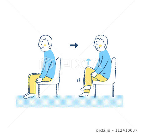 椅子に座って腿の上げ下げ運動をするシニア男性 112410037