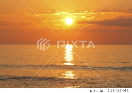 五色浜から見た夕日が浦の夕陽 五色浜から見た夕日が浦の夕陽 112413448