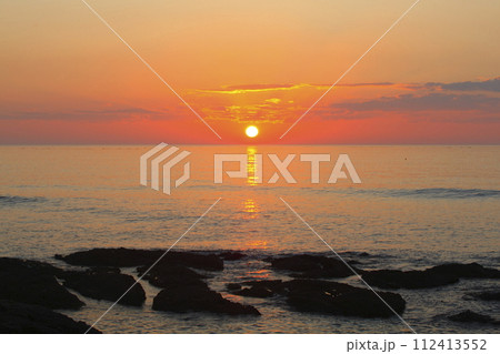 五色浜から見た夕日が浦の夕陽 112413552