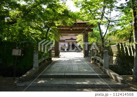 石上布都魂神社 112414508