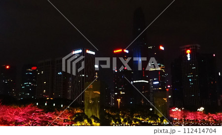 大都会!深セン博物館市民中心公園の夜景! 大都会!深セン博物館市民中心公園の夜景! 112414704