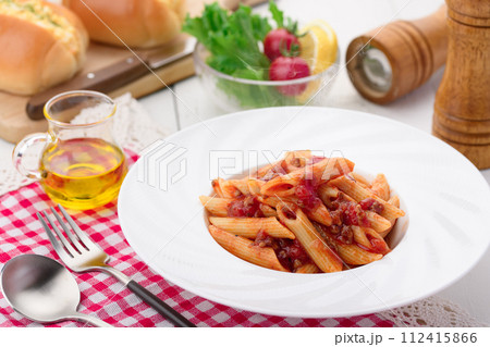 ペンネ ボロネーゼ 112415866