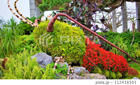 沖縄美ら海水族館 花のオブジェ 112416501