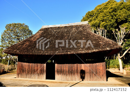 大串貝塚公園内の復元された縄文時代の住居 大串貝塚公園内の復元された縄文時代の住居 112417152