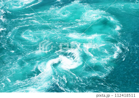 徳島県 鳴門海峡の渦潮 徳島県 鳴門海峡の渦潮 112418511