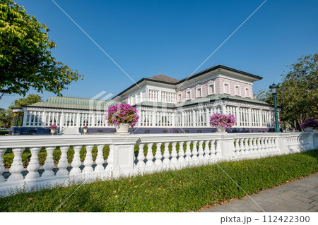 Phra Thinang Uthayan Phumisathian　バンパイン宮殿　タイ王国アユタヤ 112422300