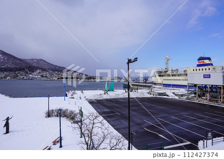 冬の青函連絡船・摩周丸（函館市青函連絡船記念館摩周丸） 112427374