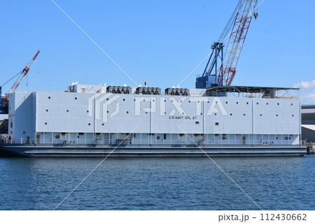 アメリカ海軍宿泊艦 112430662
