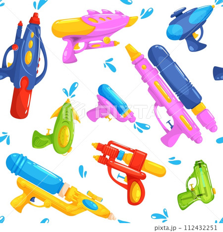 Water kids weapon seamless pattern. Color plastic toy guns and pistols, children active games with pouring elements. Textile, wrapping paper, wallpaper design, vector thai songkran background 112432251