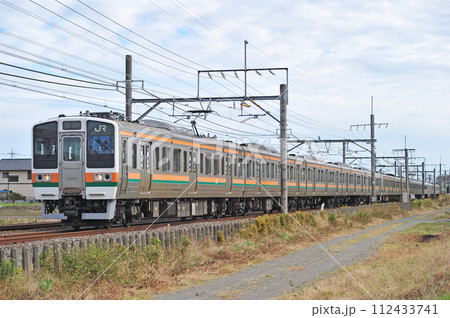 高崎線　行田ー熊谷　JR東日本　211系　A-37編成（高崎） 112433741