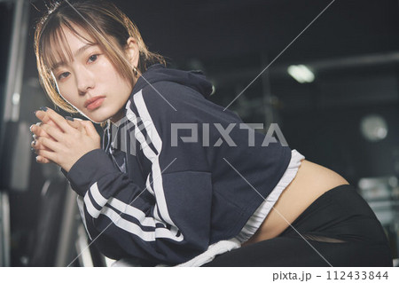 トレーニングウェア 女性 トレーニングウェア 女性 112433844