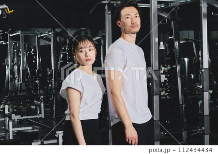 スポーツ ポートレート 男女ペア スポーツ ポートレート 男女ペア 112434434