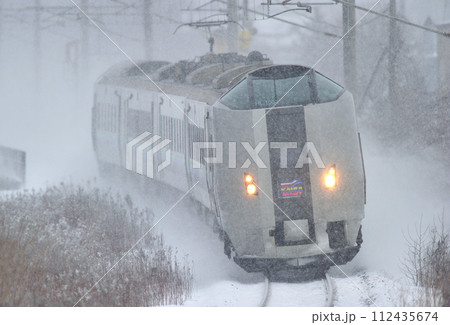 千歳線　北広島ー島松　JR北海道　789系1000番台　HL-1002編成（札幌）　スーパーカムイ 112435674