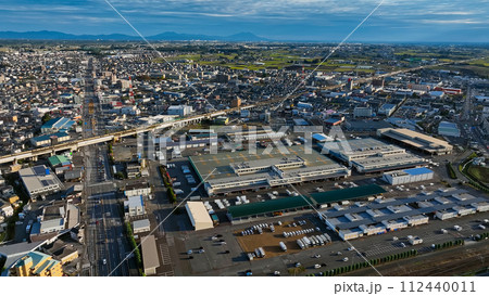 都市のドローン空撮 都市のドローン空撮 112440011