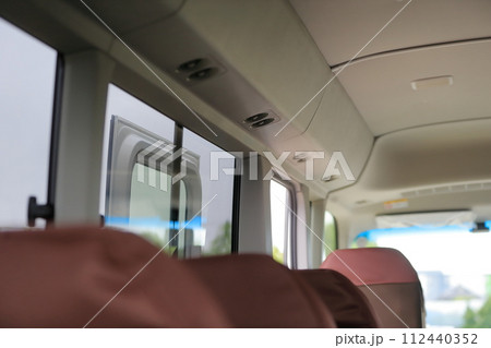 マイクロバス(車内) イメージ マイクロバス(車内) イメージ 112440352