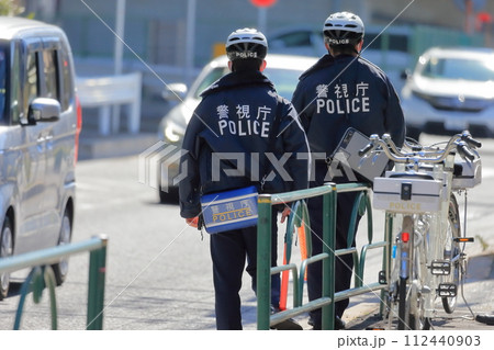 警察官の交通違反取取り締まり イメージ 警察官の交通違反取取り締まり イメージ 112440903