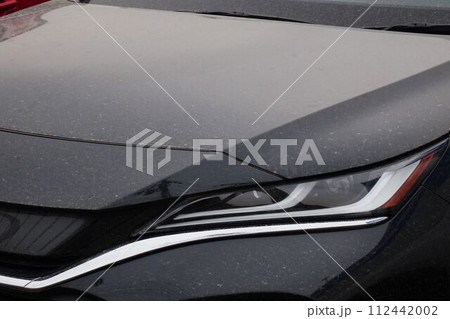 汚れた自動車のボンネット 汚れた自動車のボンネット 112442002