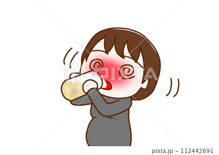 (上半身斜め)酔っ払ってグラグラしながらビールをグビグビ飲んで目が回る妊婦 (上半身斜め)酔っ払ってグラグラしながらビールをグビグビ飲んで目が回る妊婦 112442691