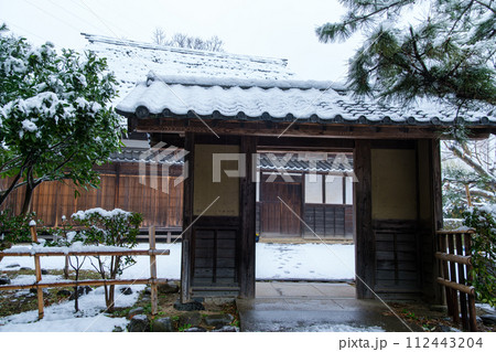 雪景色の門 雪景色の門 112443204