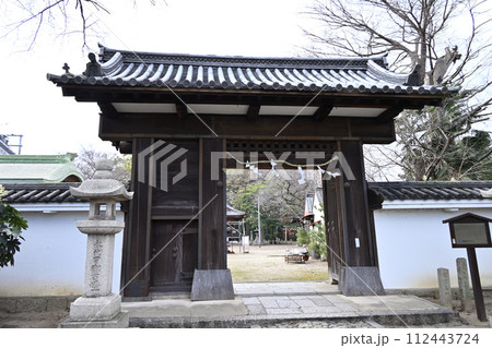 膳所神社に移築された膳所城本丸大手門 112443724
