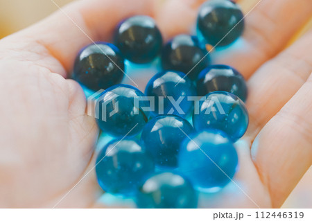 ビー玉 112446319