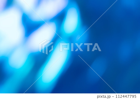 ブルー系動きのあるイメージ　背景素材 112447795