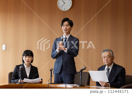 役員会議　経営　決済報告 112448171