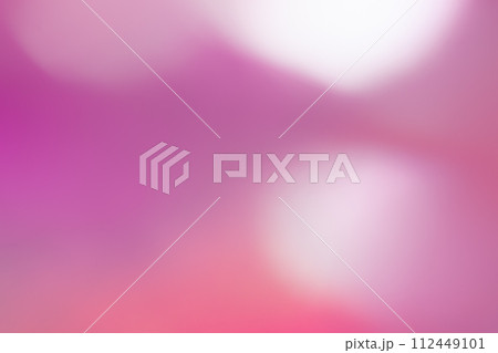 ピンクカラー系動きのあるイメージ　背景素材 112449101