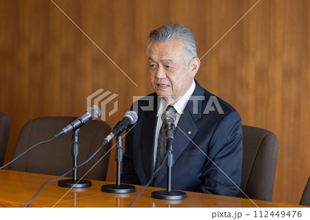 政治家　政治倫理審査会　会見 112449476